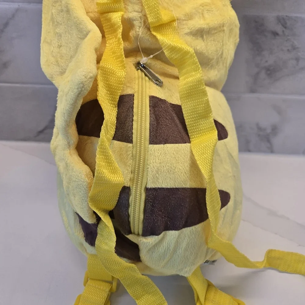 Vintage‎ Pokémon Pikachu Backpack 2011